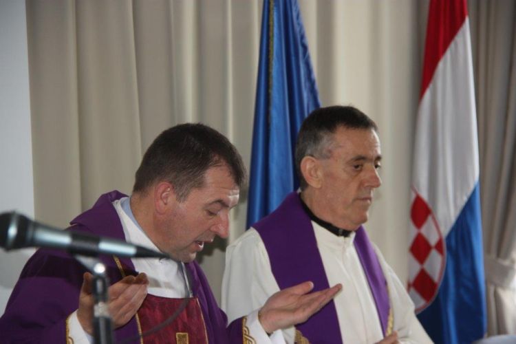 Slika /PU_KA/PU_info/2020/Sveta_misa_u_povodu_Pepelnice/1.jpg