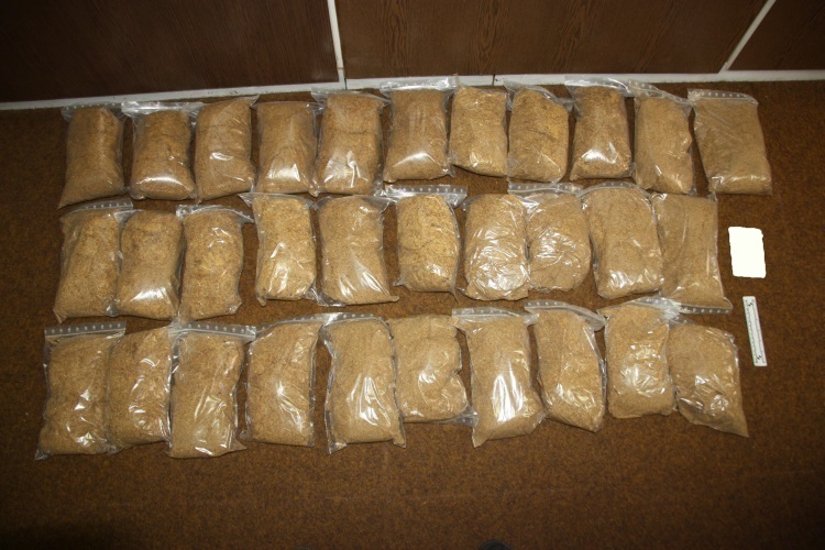 Slika /PU_KA/PU_info/2020/Zaplijena_duhana_14_kg/IMG_3.jpg