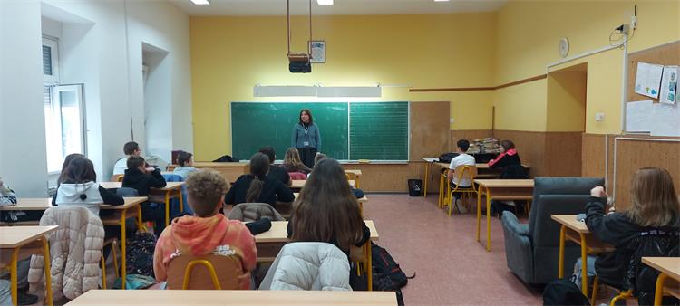 Slika /PU_KA/PU_info/2023/Dan_sigurnijeg_interneta_72.2023/2.jpg