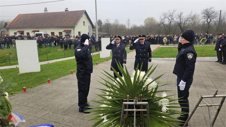 Slika /PU_KA/PU_info/2024/Saborsko_obiljezavanje_12_11_24/1.jpg