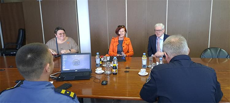 Slika /PU_KA/PU_info/2024/Veleposlanik_Australije_21_3_2024/1.jpg