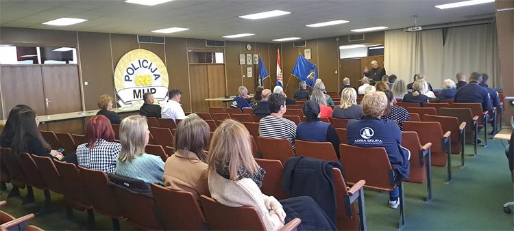 Slika /PU_KA/PU_info/2025/Duhovno_predavanje_04_12_2025/1.jpg