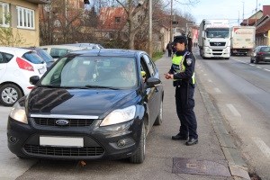 Slika PU_KA/PU_info/2016/Dan_ljubaznosti_u_Slunju/naslovnica.jpg