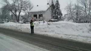 Slika PU_KA/PU_info/2018/Policija_pomaze_gradanima/naslovnica.jpg